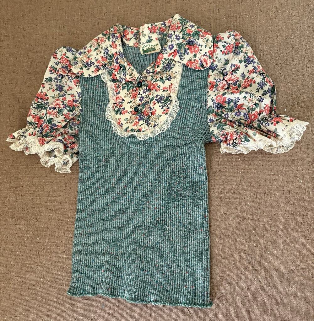 Vintage Girls Medium Blouse Top Teal Ribbed Knit Floral Puff Sleeves Lace Collar